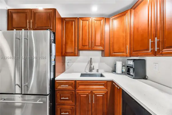 9999 N Belfort Cir #101, Tamarac, FL 33321