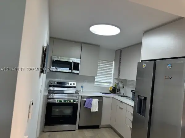 8900 Washington Blvd #304A, Pembroke Pines, FL 33025