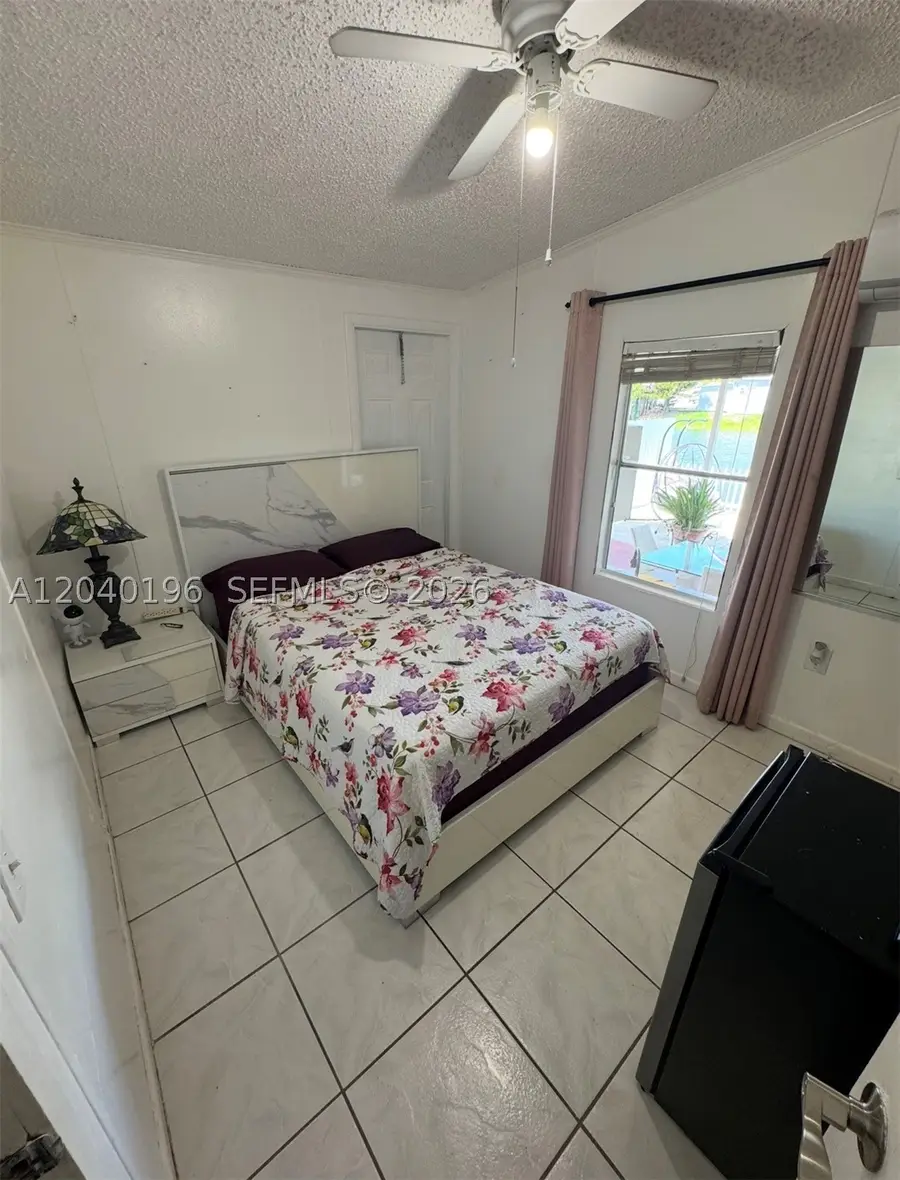 1013 SW 128th Ave, Miami, FL 33184 - #2