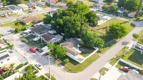 7190 NW 21st Ave, Miami, FL 33147