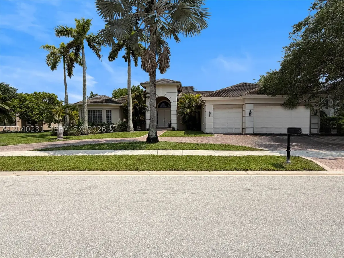 15298 SW 34th St, Davie, FL 33331 - #1