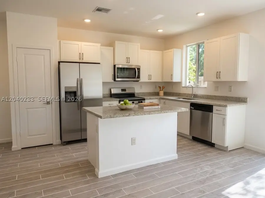 1019 SE 24th Ter, Homestead, FL 33035 - #2