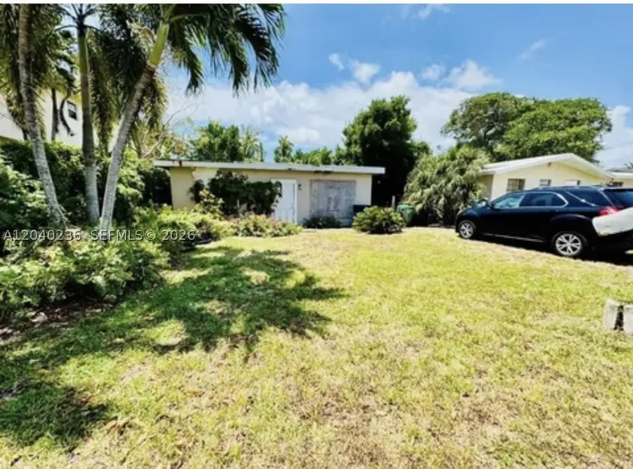 2616 NE 214th St, Miami, FL 33180 - #3