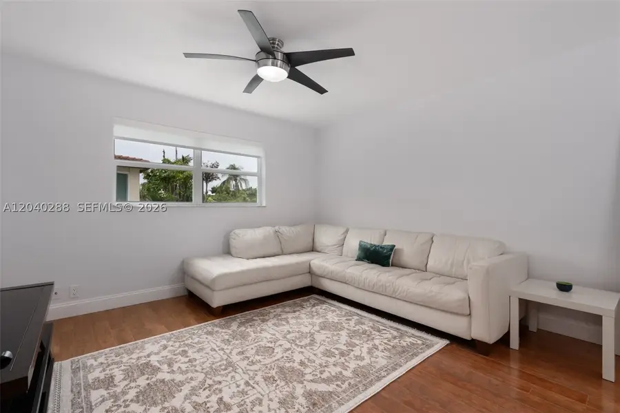 611 NE 14th Ave #206, Fort Lauderdale, FL 33304 - #2