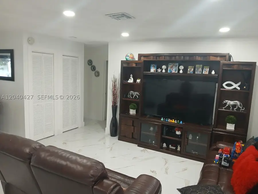 235 SW 18th Ave, Homestead, FL 33030 - #2
