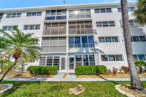 3221 NE 8th St #103, Pompano Beach, FL 33062
