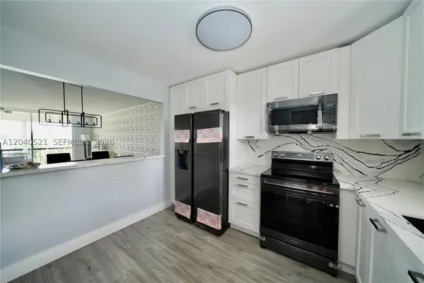 2541 Aragon Blvd #305, Sunrise, FL 33322