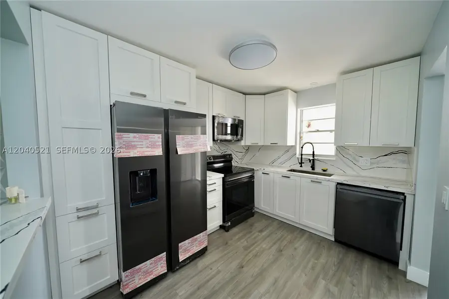 2541 Aragon Blvd #305, Sunrise, FL 33322 - #3
