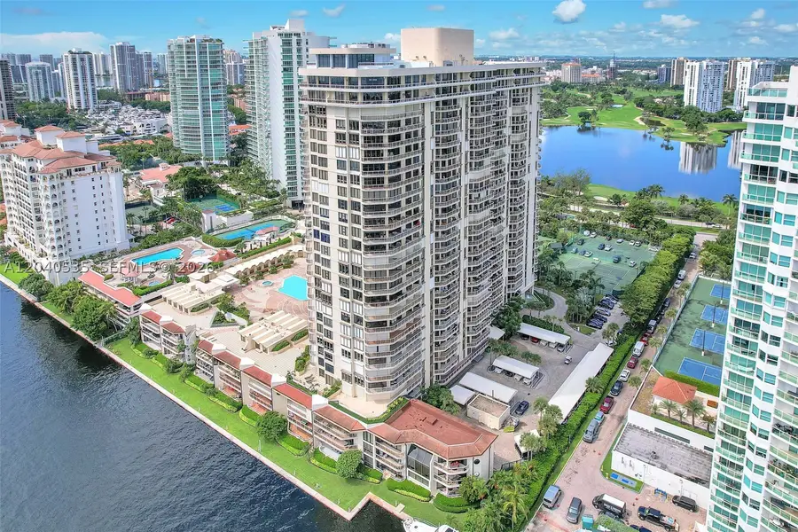 20191 E Country Club Dr #1805, Aventura, FL 33180 - #2