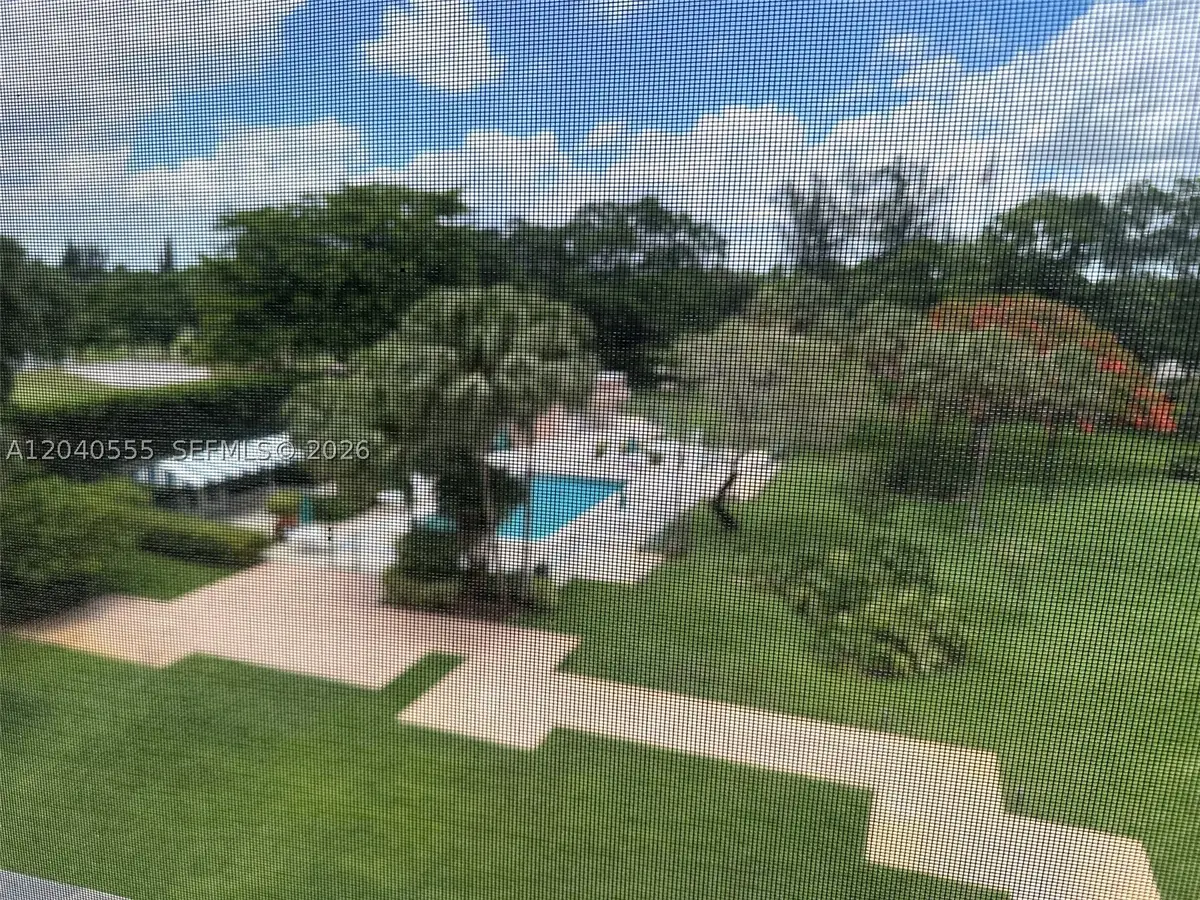 900 Saint Charles Pl #407, Pembroke Pines, FL 33026 - #1