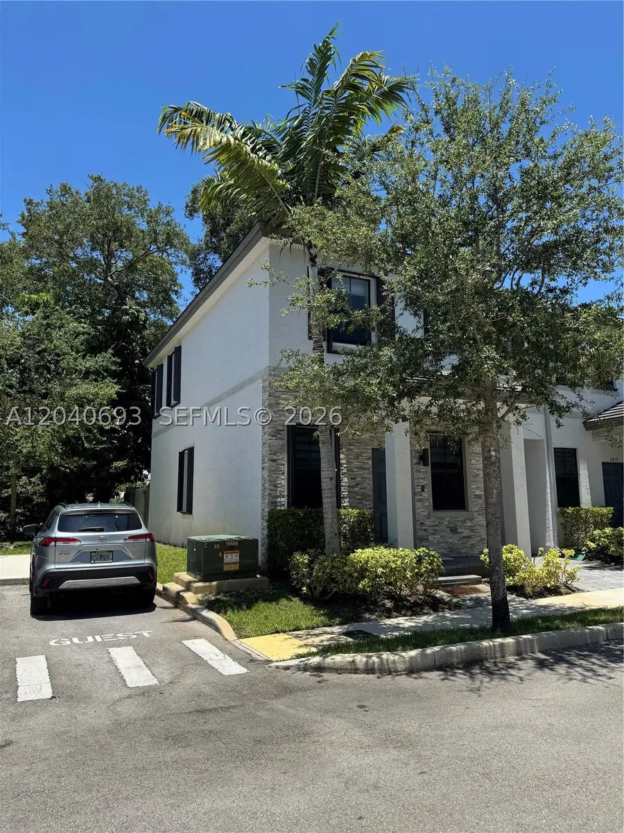 2821 SW 17th Ave, Fort Lauderdale, FL 33315 - #2