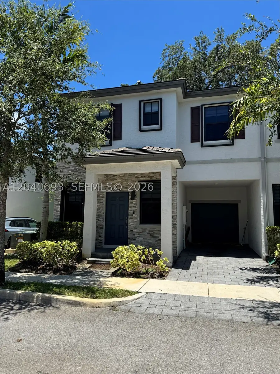 2821 SW 17th Ave, Fort Lauderdale, FL 33315 - #3