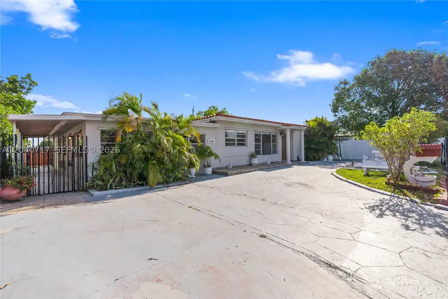 491 W 35th Pl, Hialeah, FL 33012 - #2