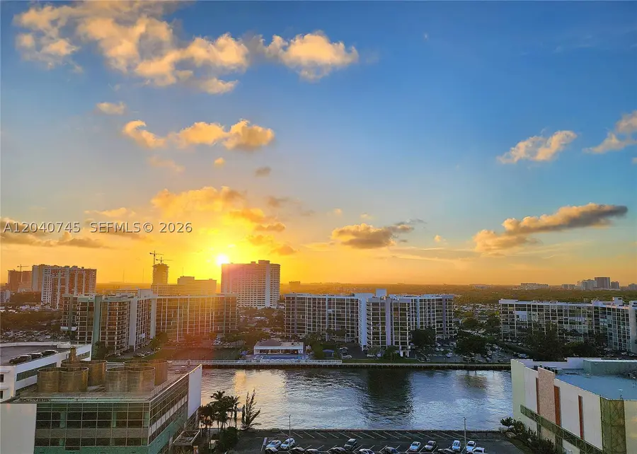 3505 S Ocean Dr #PENTHOUSE 1502, Hollywood, FL 33019 - #2