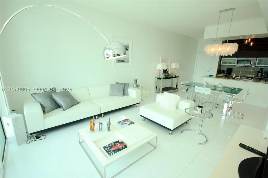 950 Brickell Bay Dr #4701, Miami, FL 33131 - #3