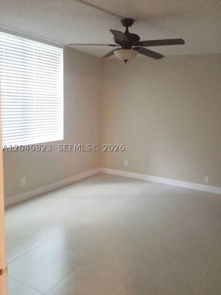 9235 Lagoon Pl #109, Davie, FL 33324 - #2