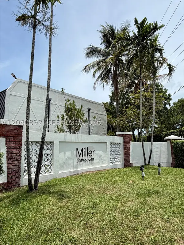6667 Miller Dr #15, South Miami, FL 33155