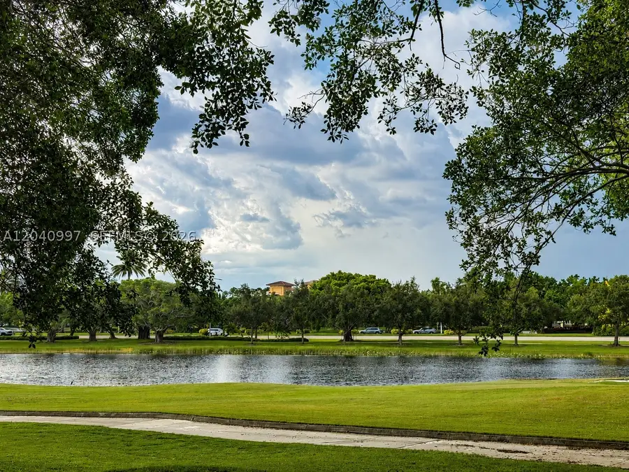 2767 Kinsington Cir #8-4, Weston, FL 33332 - #3