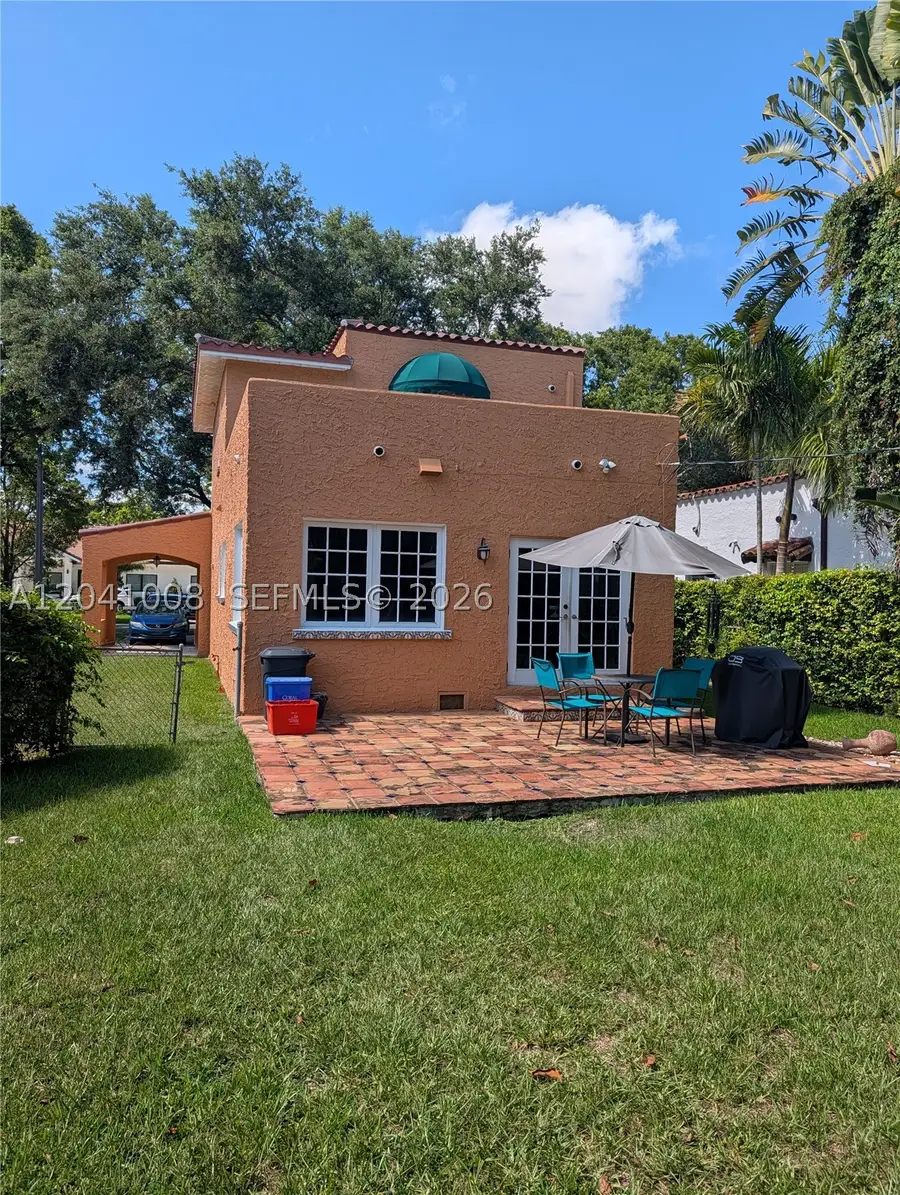 1324 Sorolla Ave, Coral Gables, FL 33134 - #3