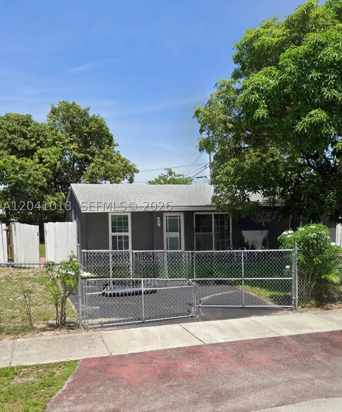 2300 SW 43rd Ave, Fort Lauderdale, FL 33317 - #1