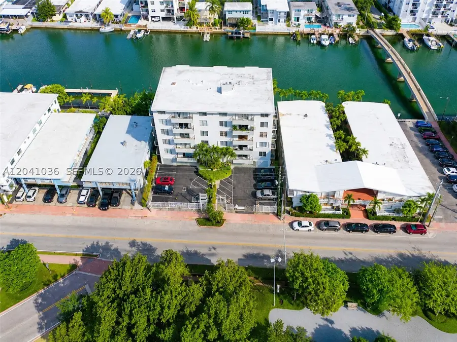 8024 Tatum Waterway Dr #2B, Miami Beach, FL 33141 - #3