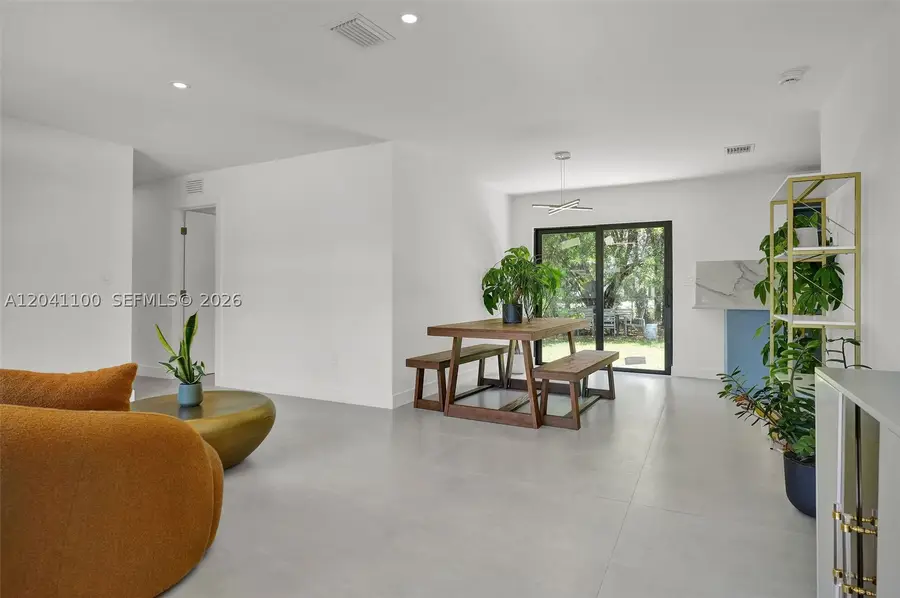 211 Washington Dr, Coral Gables, FL 33133 - #3