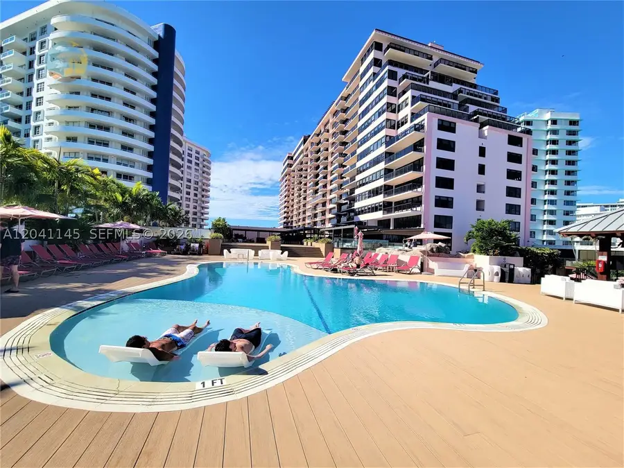 5225 Collins Ave #914, Miami Beach, FL 33140 - #3