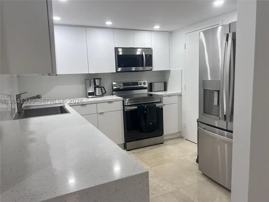 800 West Ave #635, Miami Beach, FL 33139 - #3