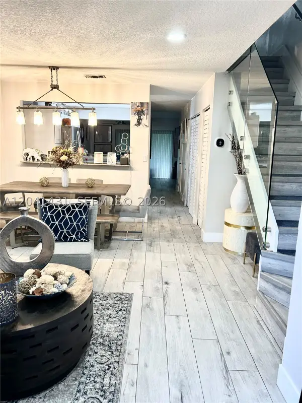 9835 Riverside Dr #7-39, Coral Springs, FL 33071