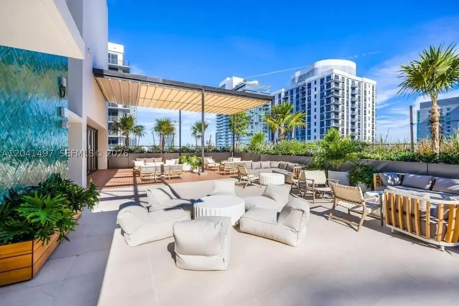 11 NE 6th St #807, Miami, FL 33132 - #3