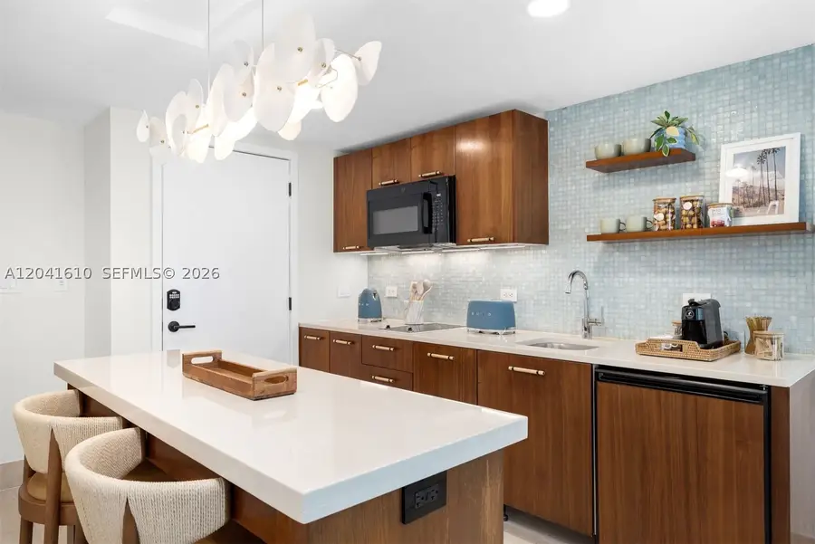 6801 Collins Ave #DOOR 606, Miami Beach, FL 33141 - #2