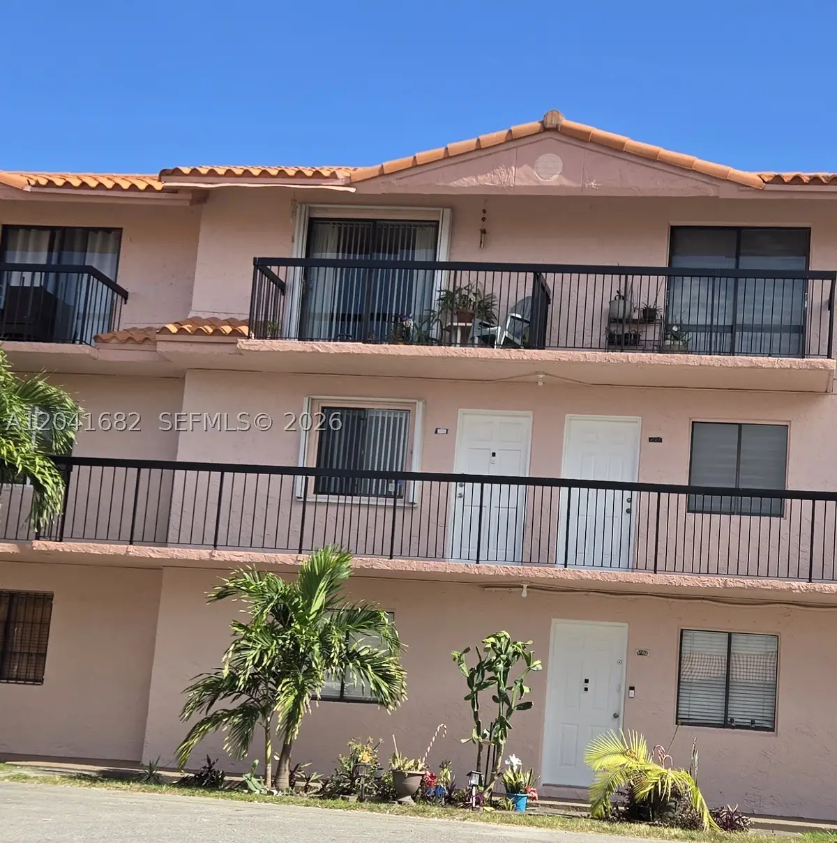 2174 W 60th St #17205, Hialeah, FL 33016 - #1