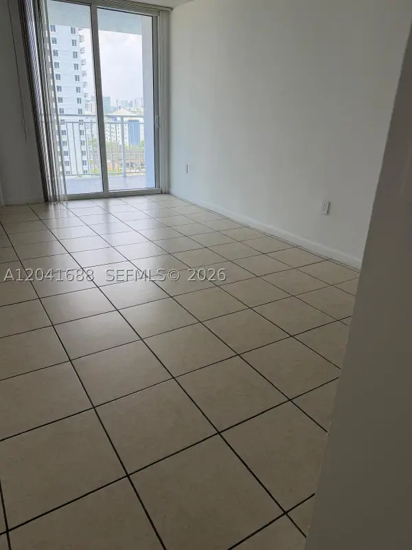 800 N Miami Ave #E1402, Miami, FL 33136