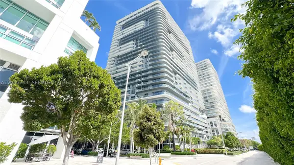 121 NE 34th St #814, Miami, FL 33137