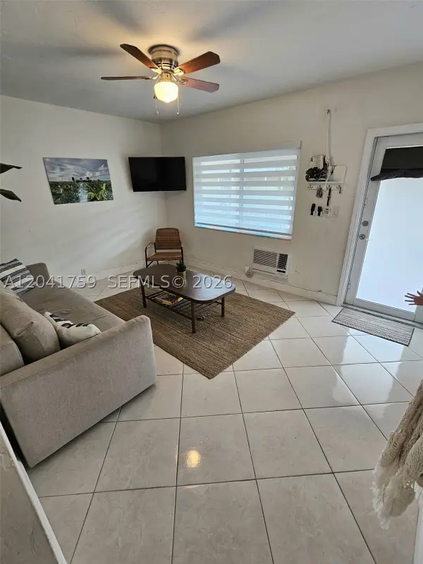 7400 Harding Ave #22, Miami Beach, FL 33141