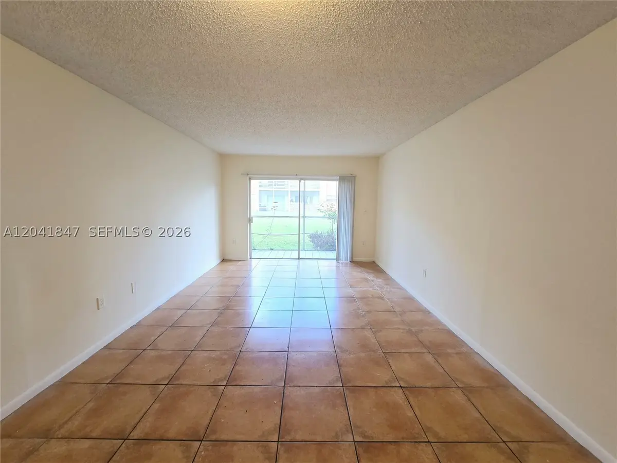 3600 NW 21st St #103, Lauderdale Lakes, FL 33311 - #1