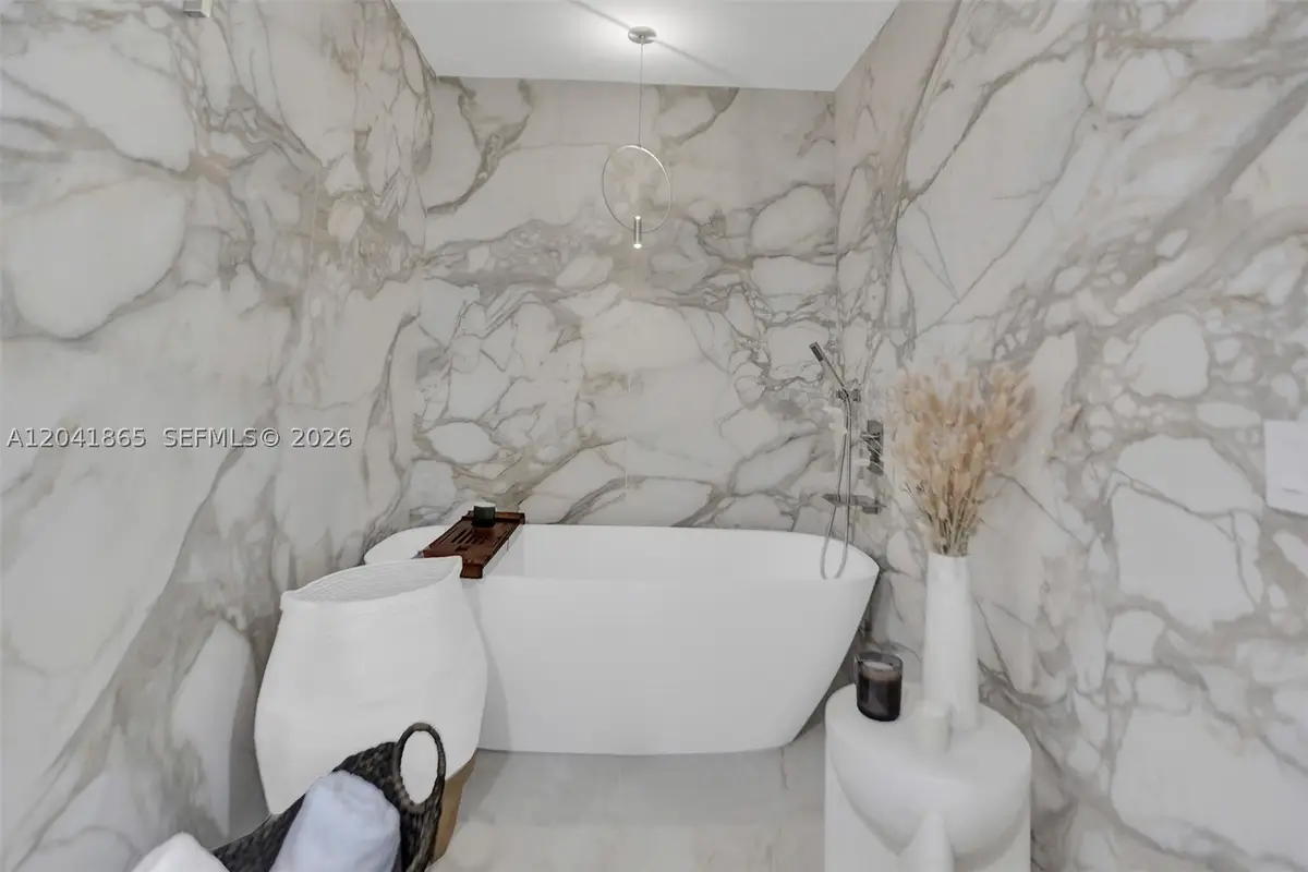 950 Brickell Bay Dr #5608, Miami, FL 33131 - #1