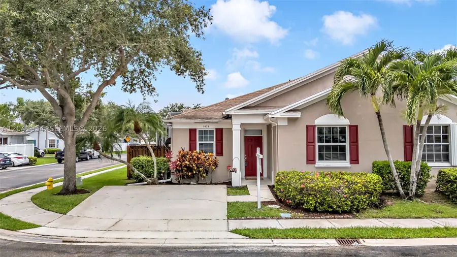 5823 Plum Harbor Cir, Tamarac, FL 33321 - #2