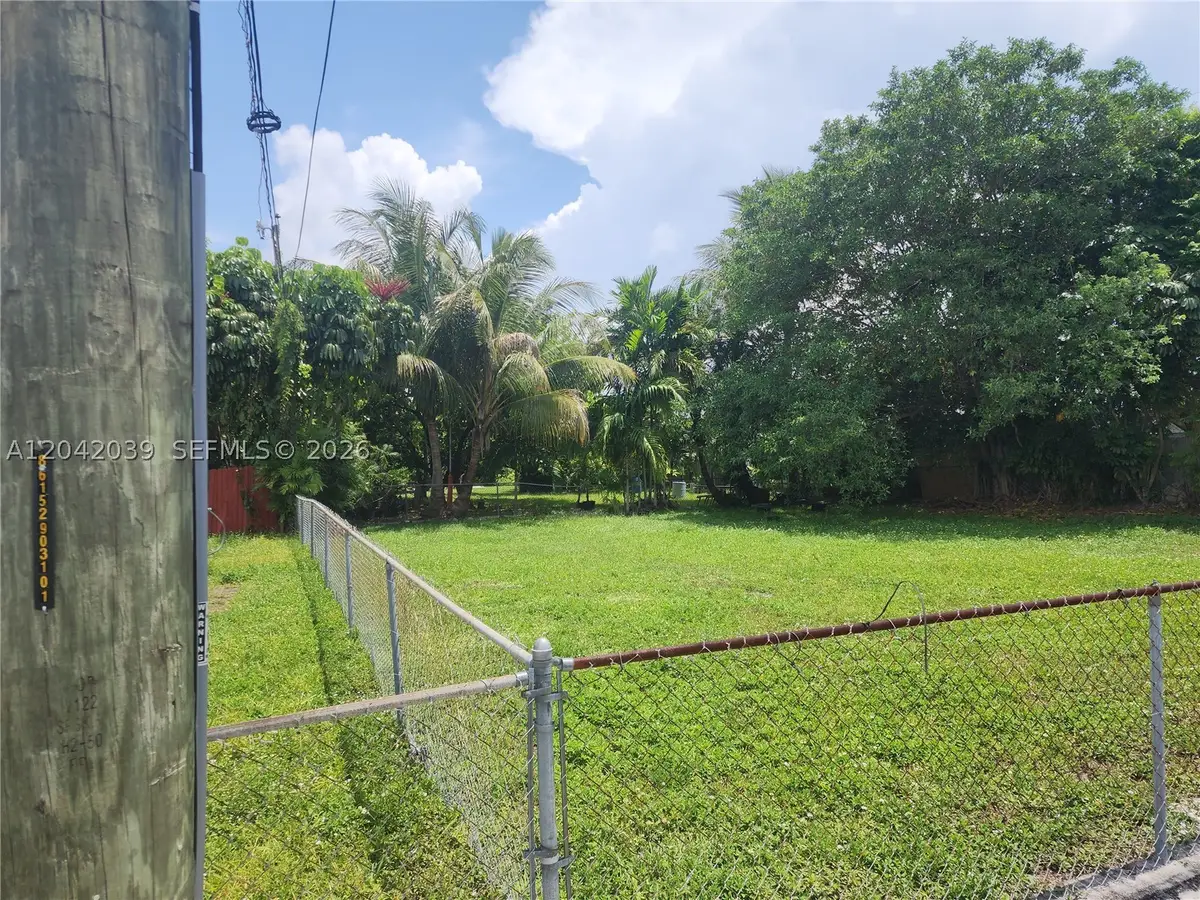 10345 SW 32 St, South Westside, FL 33165 - #1