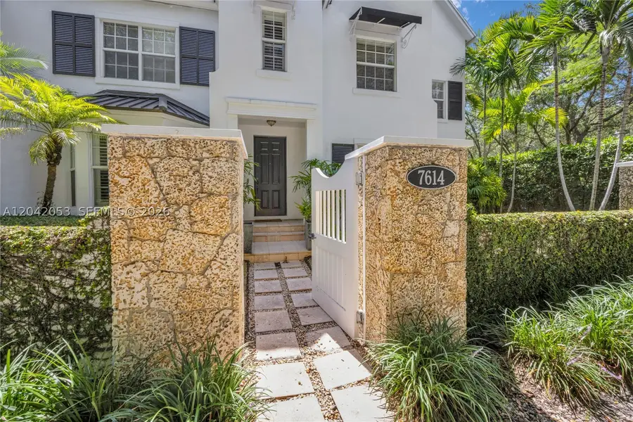 7614 SW 54th Ave, Miami, FL 33143 - #2