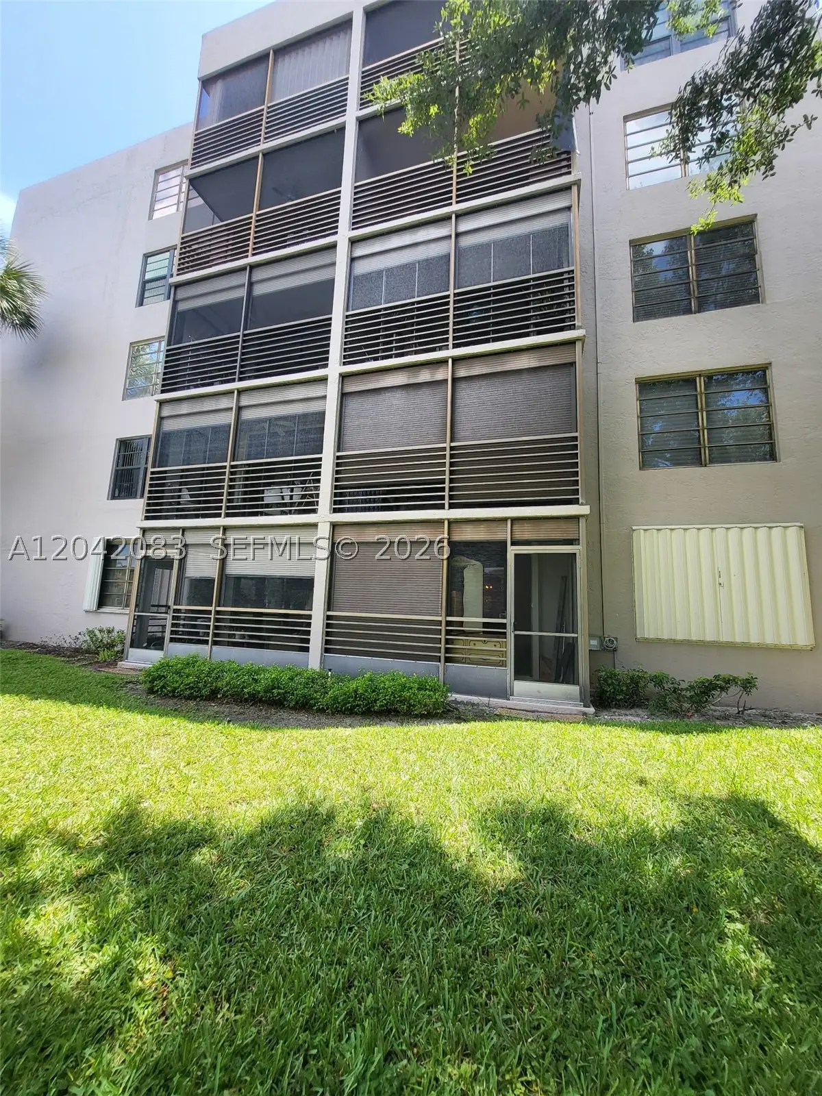 900 Colony Point Cir #107, Pembroke Pines, FL 33026 - #1