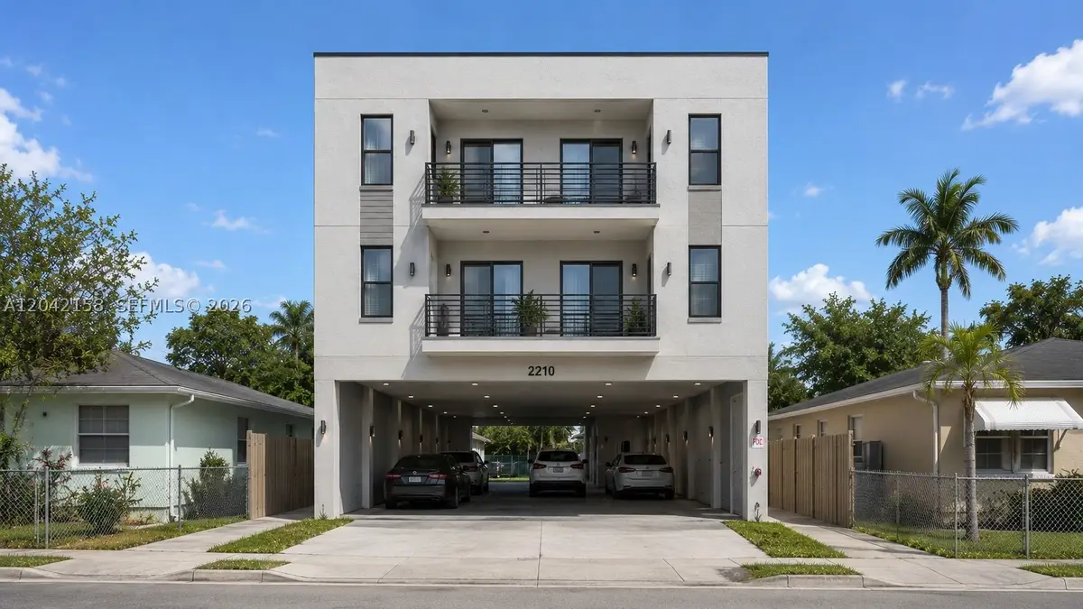2210 Roosevelt St, Hollywood, FL 33020 - #1