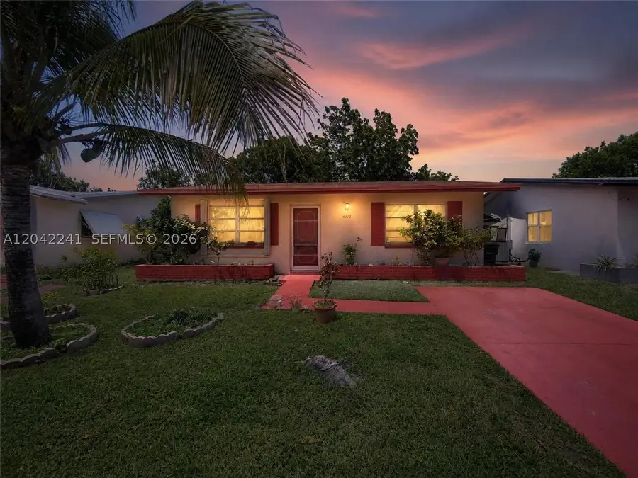 4717 NW 50th St, Tamarac, FL 33319 - #3