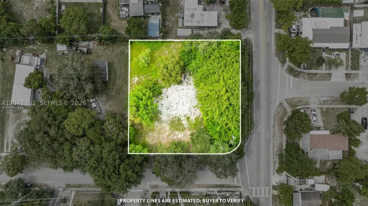 1585 NE 158th St, North Miami Beach, FL 33162 - #1