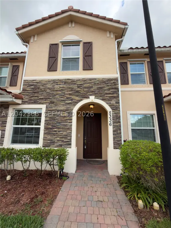 5336 Ashley River Rd, West Palm Beach, FL 33417
