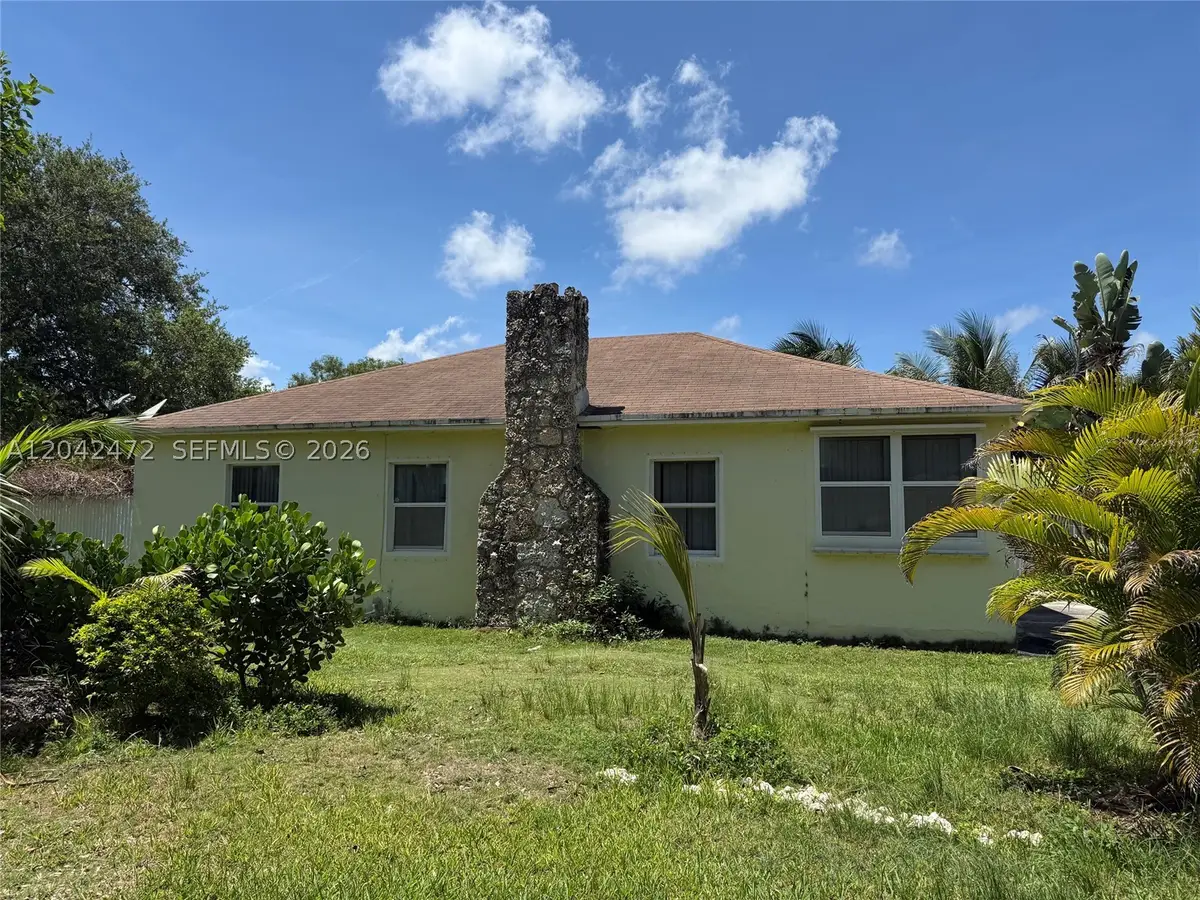 15201 SW 272nd St, Homestead, FL 33032 - #1