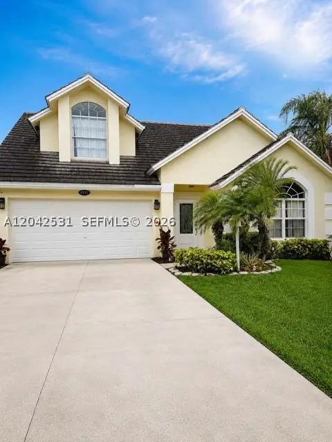 4351 Leicester Ct, West Palm Beach, FL 33409 - #1