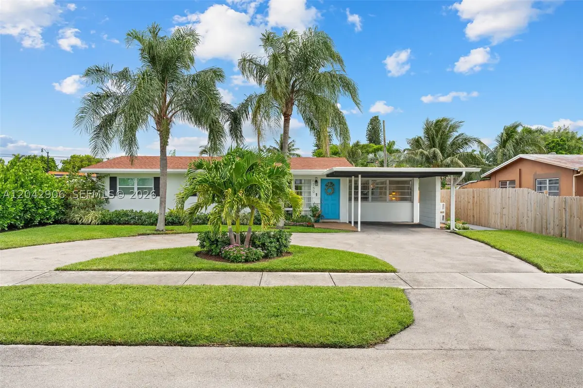 1250 NE 23rd Pl, Pompano Beach, FL 33064 - #1