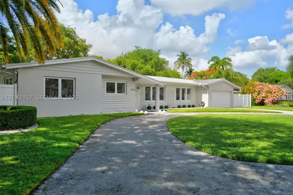 7240 SW 131st St, Pinecrest, FL 33156
