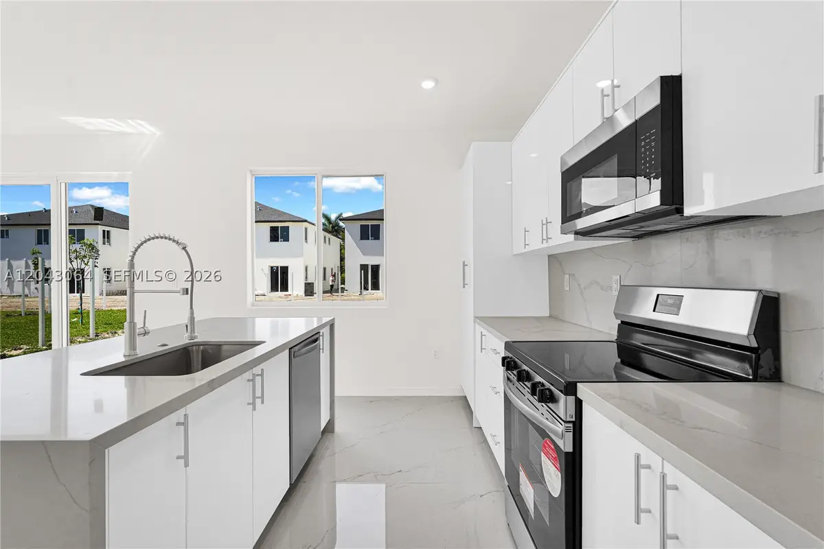 22555 SW 125th Ave #13A, Miami, FL 33170 - #1
